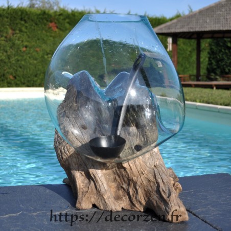 Aquarium ou vase en verre recyclé soufflé en fusion sur du bois flotté, le vase est amovible pour le lavage Aquarium ou vase en verre recyclé soufflé en fusion sur du bois flotté, le vase est amovible pour le lavage