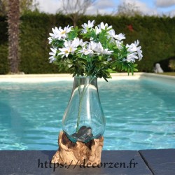Carafe ou vase en verre recyclé soufflé en fusion sur du bois flotté? le verre est amovible pour le laver