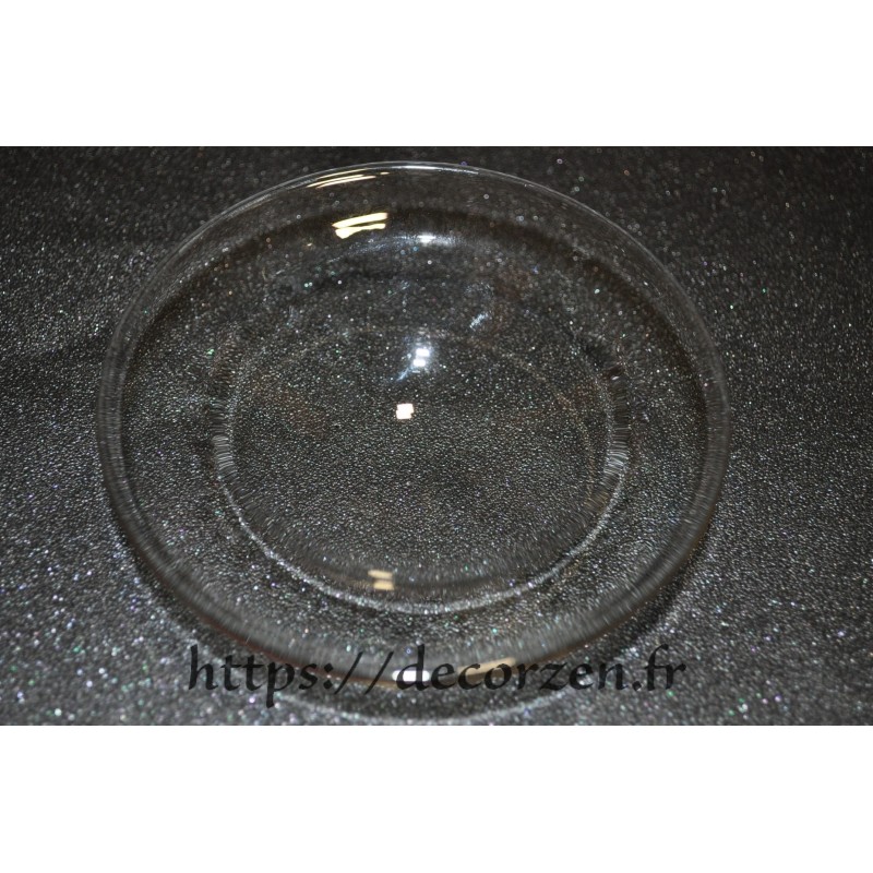 Coupelle pour mettre l'huile de parfum à chauffer sur un photophore Coupelle pour mettre l'huile de parfum à chauffer sur un photophore
