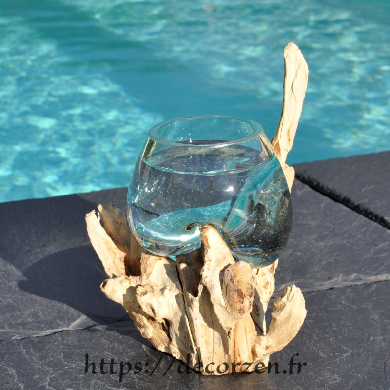 Verre à cocktail ou vase en verre recyclé soufflé à la bouche en fusion sur du bois flotté, le vase est amovible pour le lavage Verre à cocktail ou vase en verre recyclé soufflé à la bouche en fusion sur du bois flotté, le vase est amovible pour le lavage