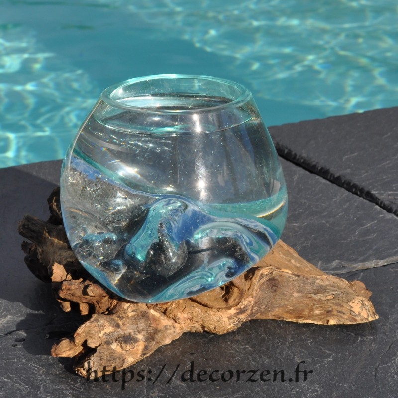 Verre à cocktail ou vase en verre recyclé soufflé à la bouche en fusion sur du bois flotté, le vase est amovible pour le laver Verre à cocktail ou vase en verre recyclé soufflé à la bouche en fusion sur du bois flotté, le vase est amovible pour le laver