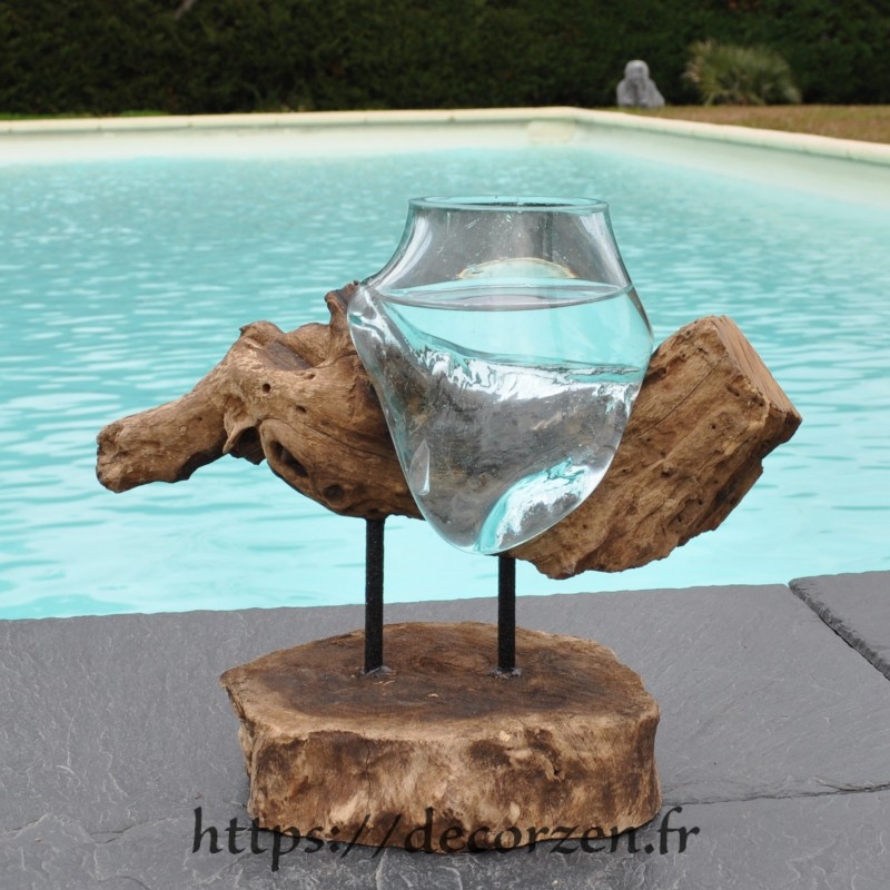Bol à duo ou vase en verre soufflé et coulé en fusion sur le bois, le verre est amovible Bol à duo ou vase en verre soufflé et coulé en fusion sur le bois, le verre est amovible