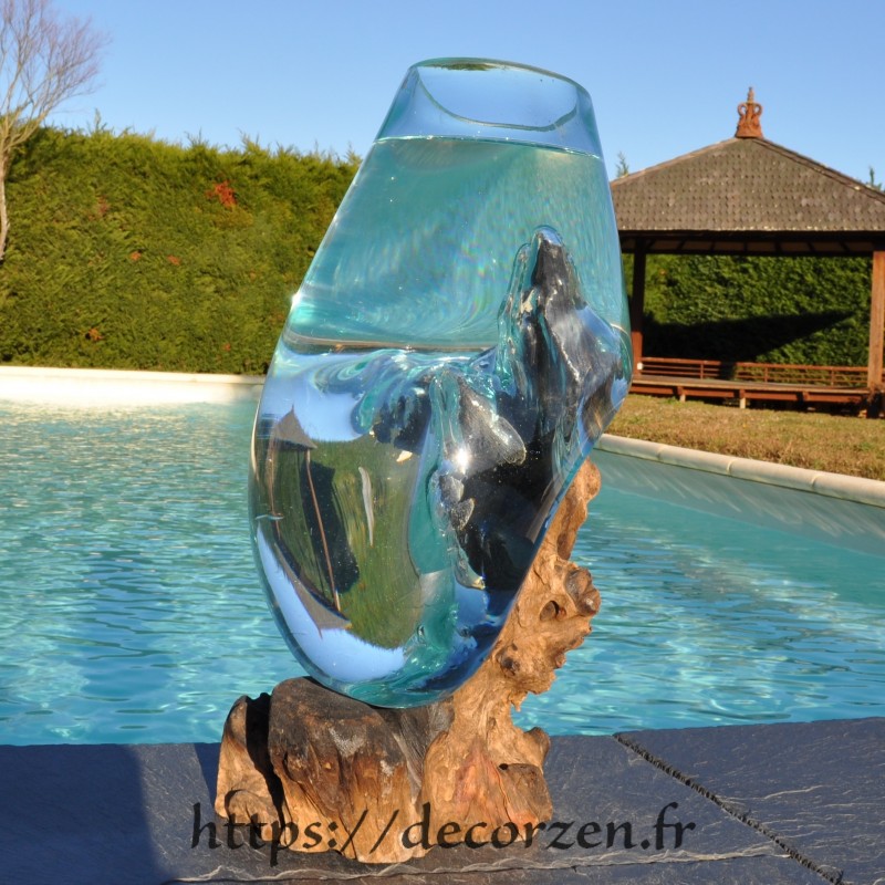 Aquarium ou bol à punch en verre recyclé soufflé à la bouche en fusion sur du bois flotté, le vase est amovible pour le laver Aquarium ou bol à punch en verre recyclé soufflé à la bouche en fusion sur du bois flotté, le vase est amovible pour le laver