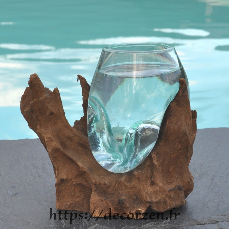 Verre à duo ou vase en verre recyclé soufflé et coulé à la bouche en fusion sur du bois flotté, le vase est amovible Verre à duo ou vase en verre recyclé soufflé et coulé à la bouche en fusion sur du bois flotté, le vase est amovible