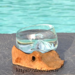 Terrarium ou ramequin apéro en verre recyclé soufflé en fusion sur du bois flotté. Le verre se lave au lave-vaisselle