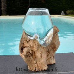 Verre à cocktail ou  vase en verre recyclé soufflé en fusion sur du bois flotté, le vase est amovible pour le lavage
