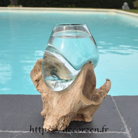 Verre à cocktail ou  vase en verre recyclé soufflé en fusion sur du bois flotté, le vase est amovible