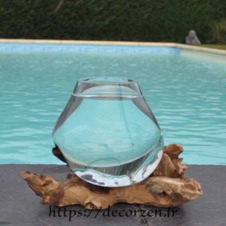 Verre à cocktail ou vase en verre recyclé soufflé en fusion sur du bois flotté, le vase est amovible pour le lavage Verre à cocktail ou vase en verre recyclé soufflé en fusion sur du bois flotté, le vase est amovible pour le lavage