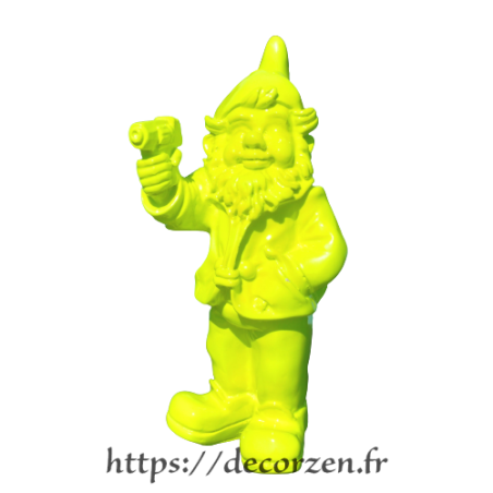 Nain de jardin avec colt