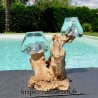 Deux aquariums en verre recyclé soufflé en fusion directement sur du bois flotté, les verres sont amovibles