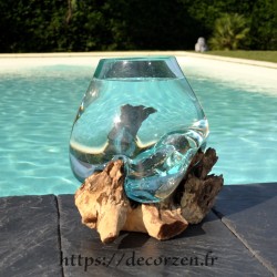 Vase, bol à punch ou aquarium en verre soufflé moulé en fusion sur du bois de teck flotté