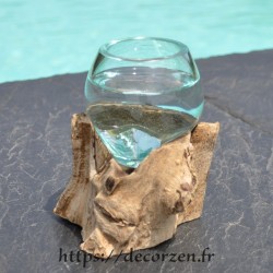 Tasse à café en verre recyclé soufflé à la bouche en fusion sur du bois flotté, le vase est amovible pour le lavage