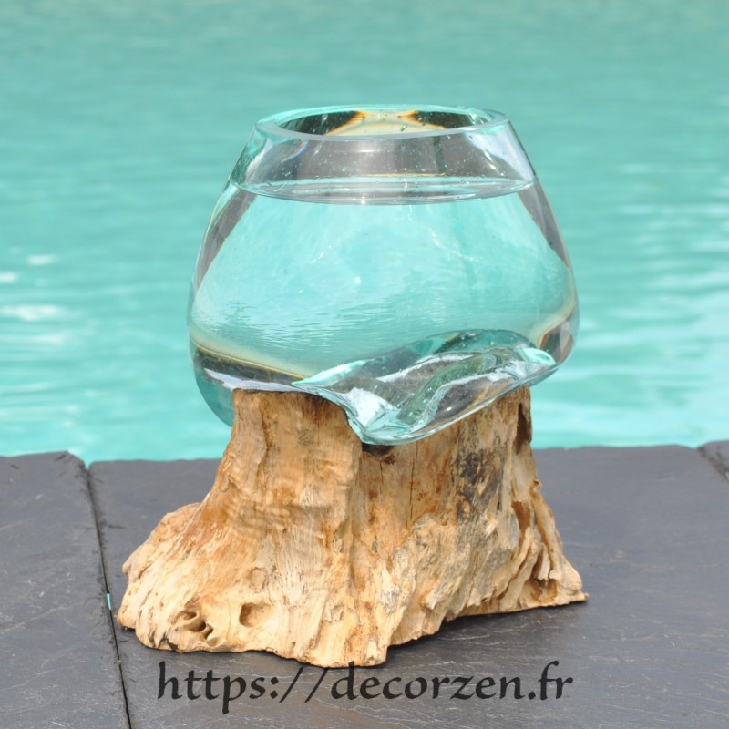 Verre à cocktail ou  vase en verre recyclé soufflé à la bouche en fusion sur du bois flotté, le vase est amovible pour le laver