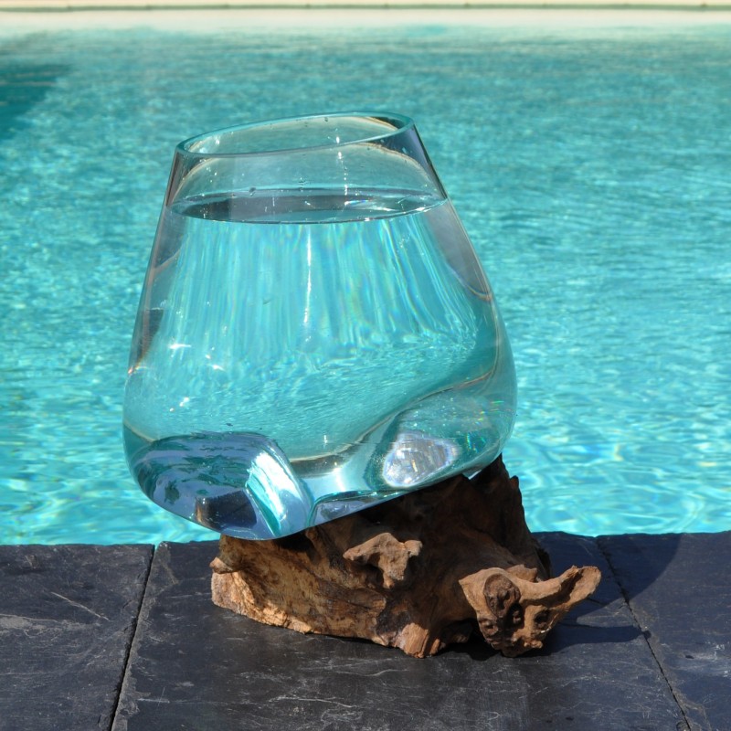 Bol à punch ou aquarium en verre recyclé soufflé à la bouche en fusion sur du bois flotté, le vase est amovible pour le laver.
