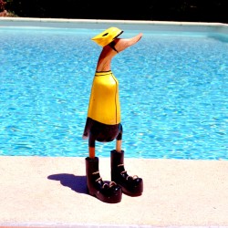 Canard cycliste en maillot jaune
