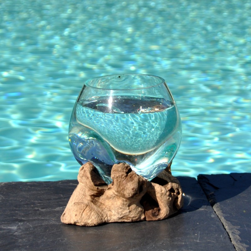 Verre recyclé soufflé à la bouche sur du bois flotté, le vase est amovible pour le lavage