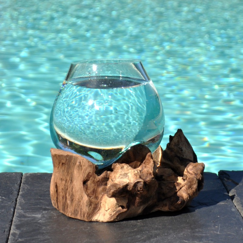 Verre recyclé soufflé à la bouche sur du bois flotté, le vase est amovible pour le lavage