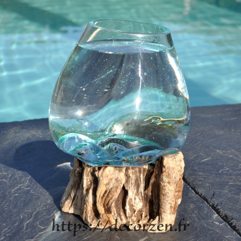 Verre souffle et moulé sur du bois