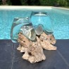 Deux aquariums en verre recyclé soufflé directement sur du bois flotté, les verres sont amovibles