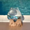 Vase en verre recyclé soufflé à la bouche en fusion sur du bois flotté, le vase est amovible pour le lavage