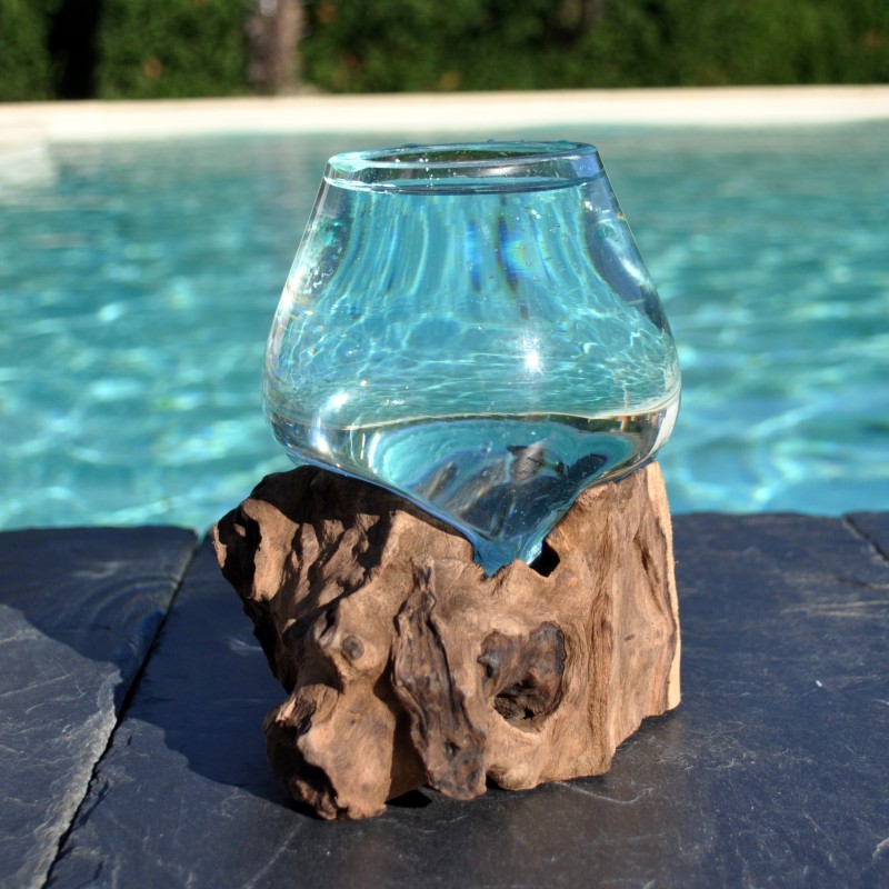 Vase en verre recyclé soufflé à la bouche en fusion sur du bois flotté, le vase est amovible pour le lavage