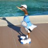 Un canard en bois joueur de tennis