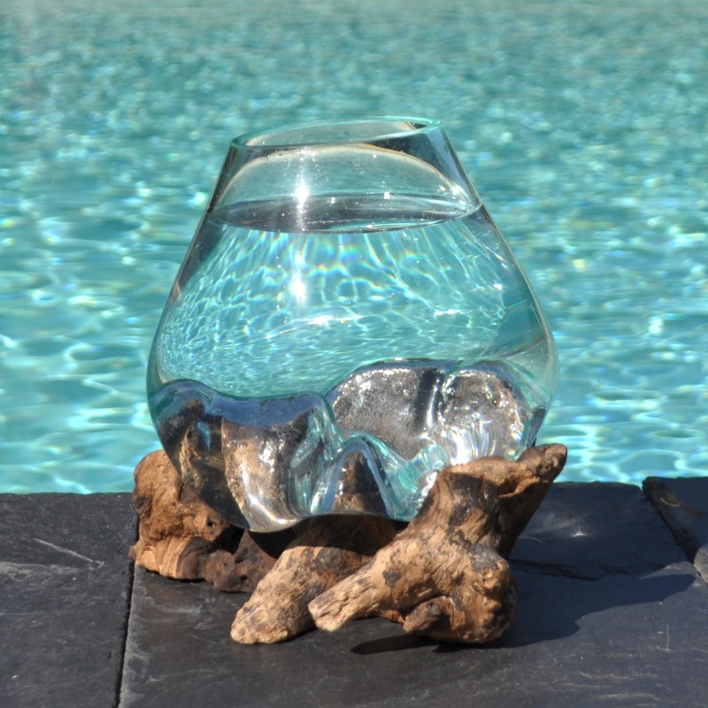 Bol à cocktail ou  vase en verre recyclé soufflé à la bouche en fusion sur du bois flotté, le vase est amovible pour le laver