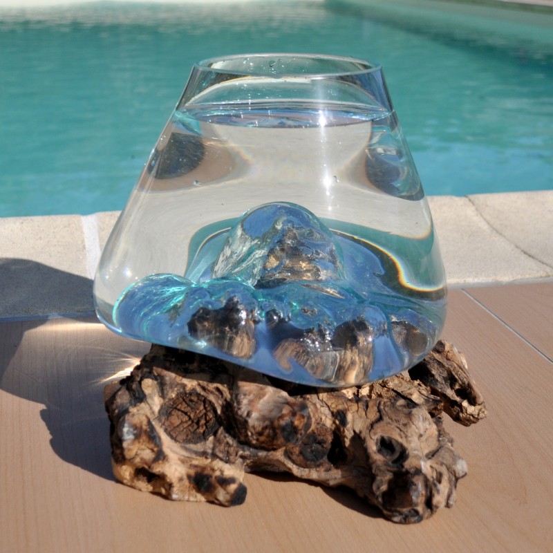 Bol à cocktail ou  vase en verre recyclé soufflé à la bouche en fusion sur du bois flotté, le vase est amovible pour le laver