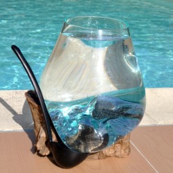 Aquarium en verre recyclé soufflé à la bouche en fusion sur du bois flotté, le vase est amovible pour le lavage.