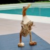 Grand canard humoristique en maillot rouge vintage, fait main en bois et bambou.