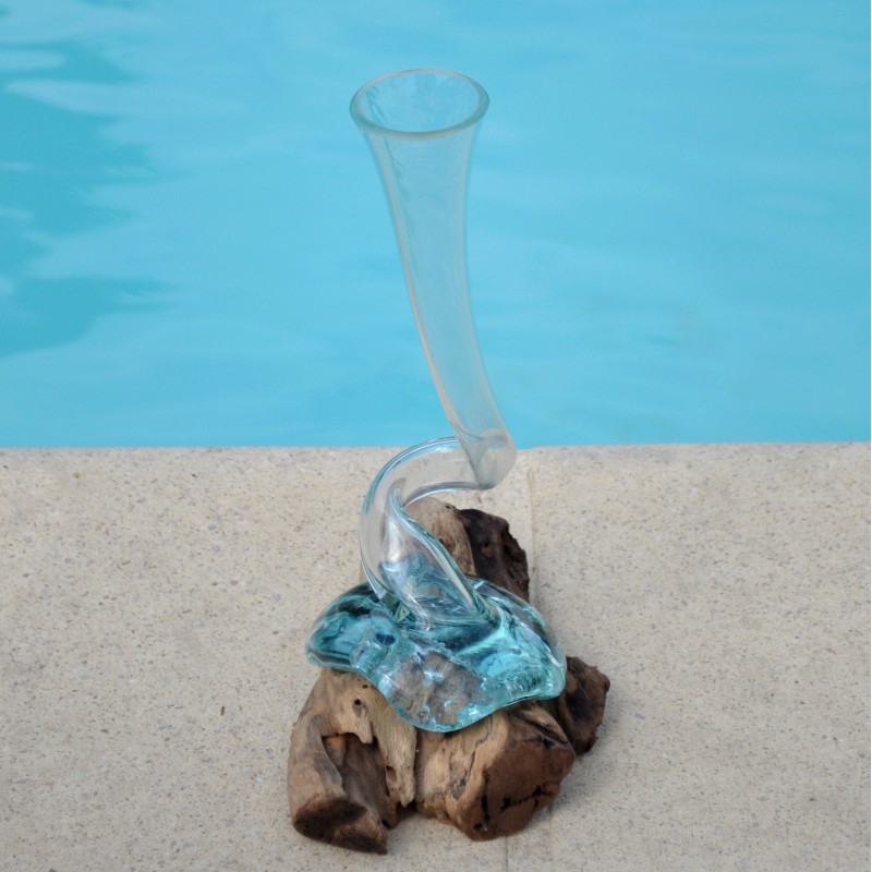 Soliflore vrillé et torsadé en verre soufflé et moulé sur du bois flotté