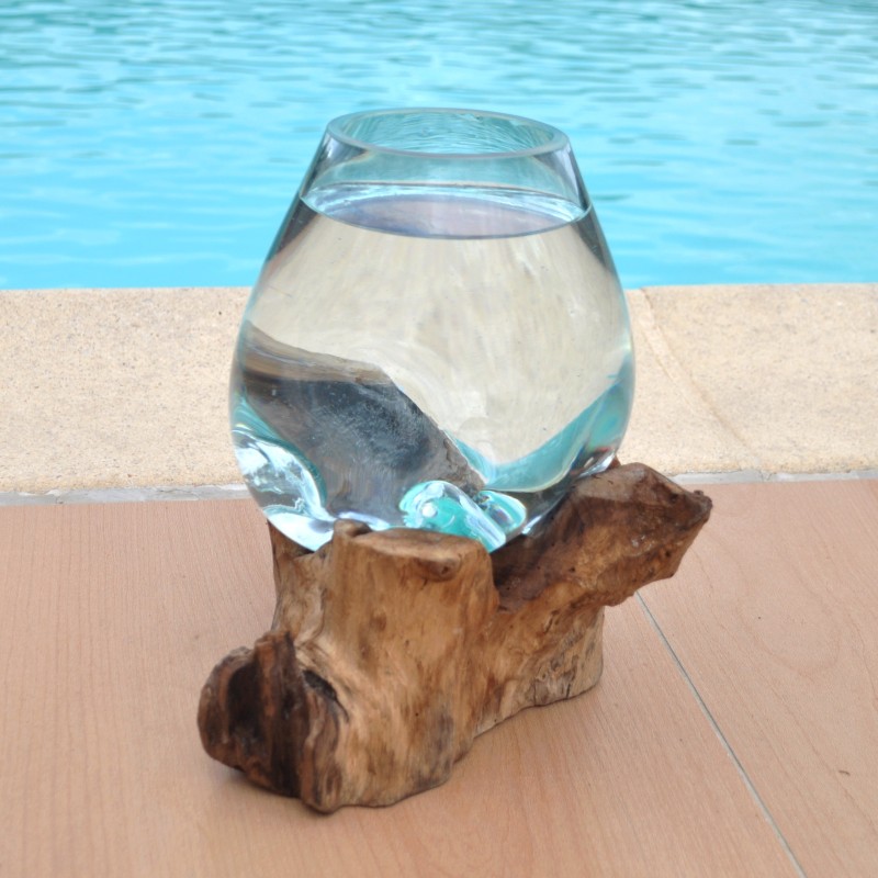 Bol à cocktail ou  vase en verre recyclé soufflé à la bouche en fusion sur du bois flotté, le vase est amovible pour le laver