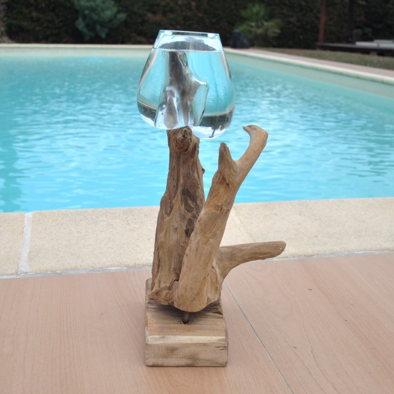 Aquarium ou gros vase en verre soufflé et moulé en fusion sur le bois, le verre est amovible