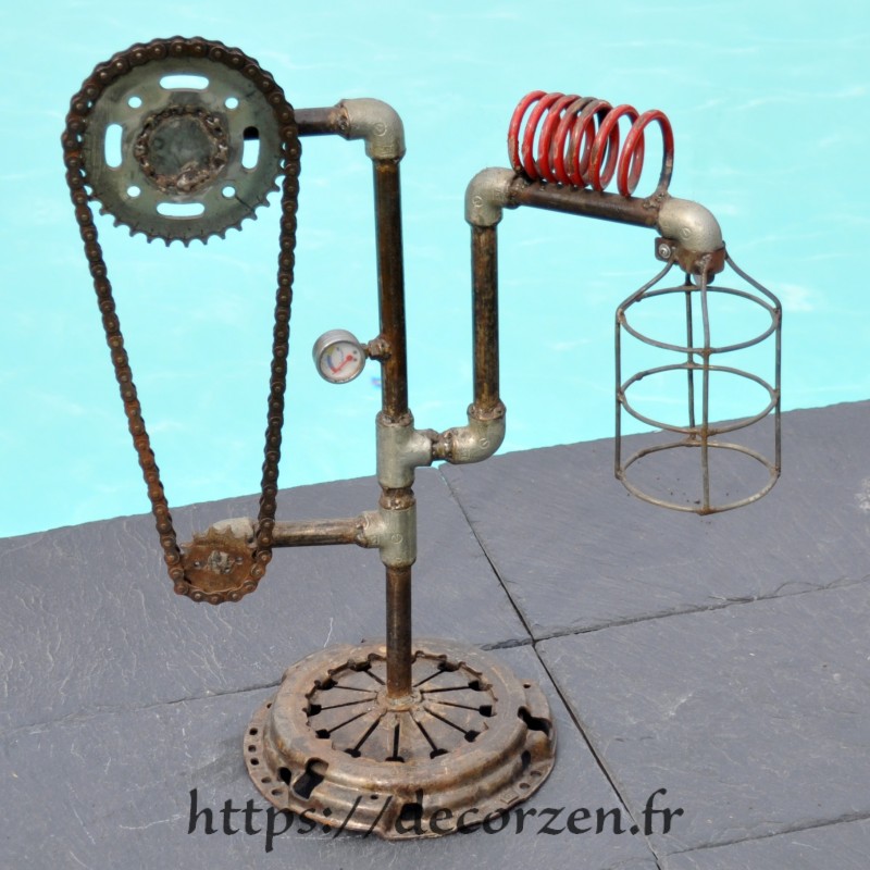 Corps de lampe en pièces détachées de vélo, de plomberie etc.... Corps de lampe en pièces détachées de vélo, de plomberie etc....